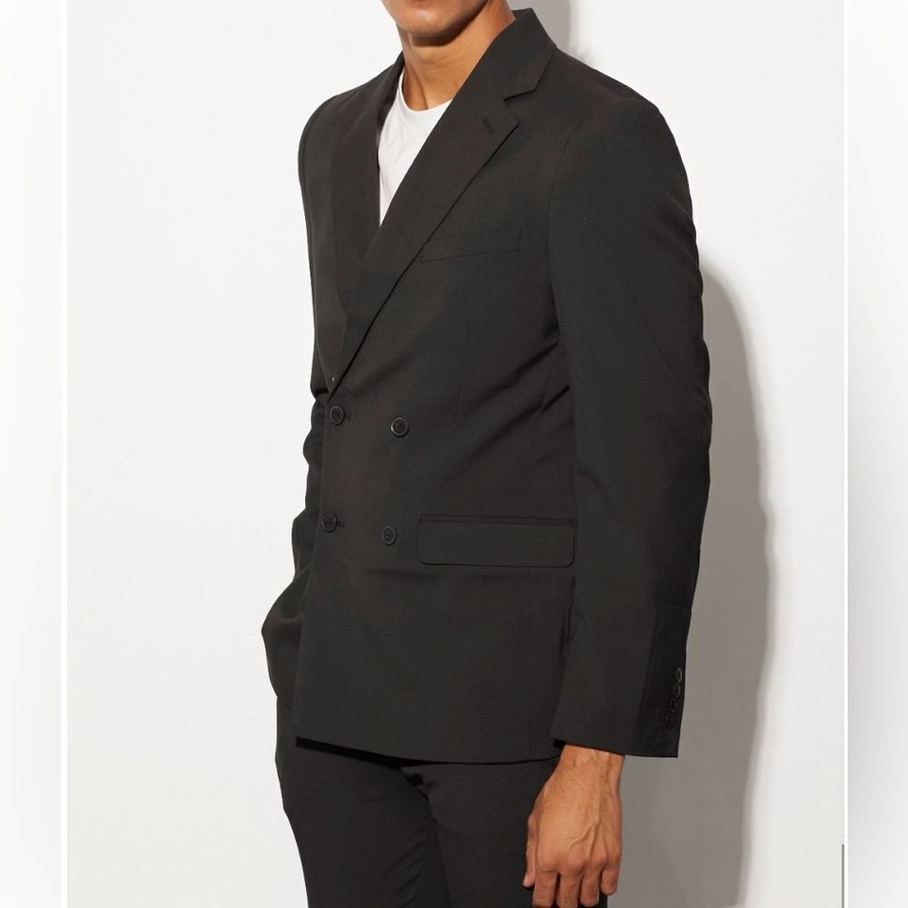 boohooMAN Slim Double Breasted Suit Jacket Black 42. Bought it too big.